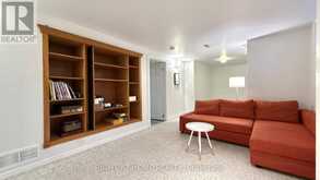 989 GOREN AVENUE | Ottawa Ontario | Slide Image Twenty
