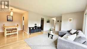989 GOREN AVENUE | Ottawa Ontario | Slide Image Eight