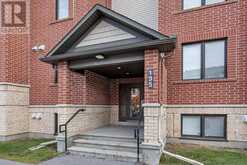 7 - 135 BLUESTONE PRIVATE | Ottawa Ontario | Slide Image Two