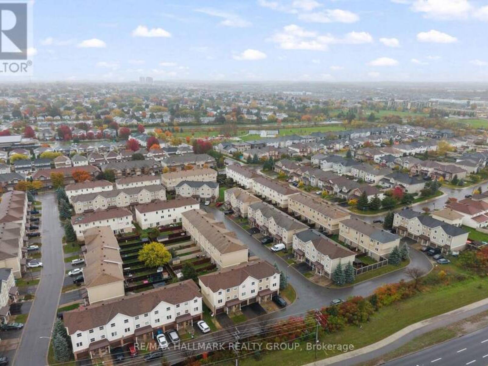 584 SIMRAN PRIVATE, Ottawa, Ontario K2J 0C8