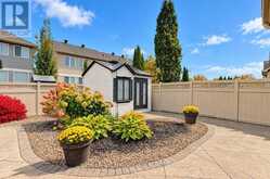 116 TRAIL SIDE CIRCLE | Ottawa Ontario | Slide Image Forty