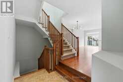 201 ESPIN HEIGHTS | Ottawa Ontario | Slide Image Nine