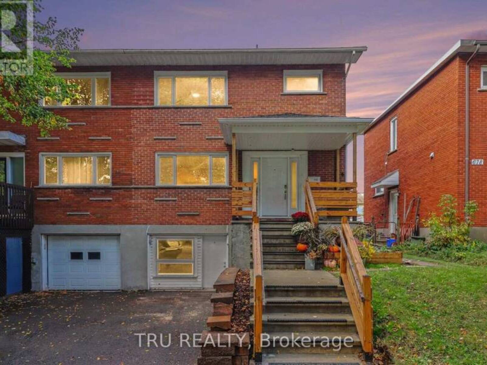 682 MORIN STREET, Ottawa, Ontario K1K 3G9