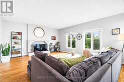 6 HOLLY RIDGE | Ottawa Ontario | Slide Image Nineteen