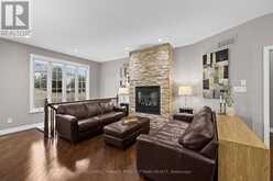 938 ROSSBURN CRESCENT | Ottawa Ontario | Slide Image Thirteen