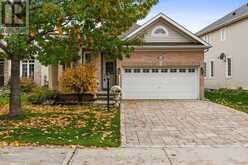938 ROSSBURN CRESCENT | Ottawa Ontario | Slide Image One