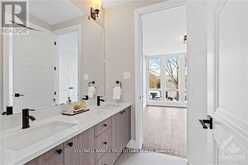 302 PARNELL AVENUE | Ottawa Ontario | Slide Image Twelve