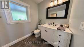 8 MARSHWOODS BOULEVARD | Kingsville Ontario | Slide Image Thirteen