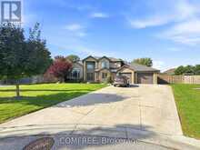 8 MARSHWOODS BOULEVARD | Kingsville Ontario | Slide Image Two