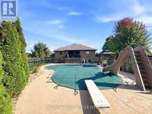 8 MARSHWOODS BOULEVARD | Kingsville Ontario | Slide Image Forty