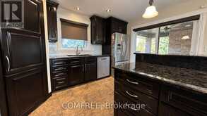 8 MARSHWOODS BOULEVARD | Kingsville Ontario | Slide Image Nine