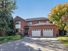 20 HALLDORSON CRESCENT Ottawa Ontario, K2K 2C7