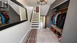 35 - 129 CONCESSION STREET E | Tillsonburg Ontario | Slide Image Three