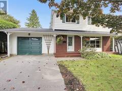 144 OLD COLONY ROAD Ottawa Ontario, K2L 1M4