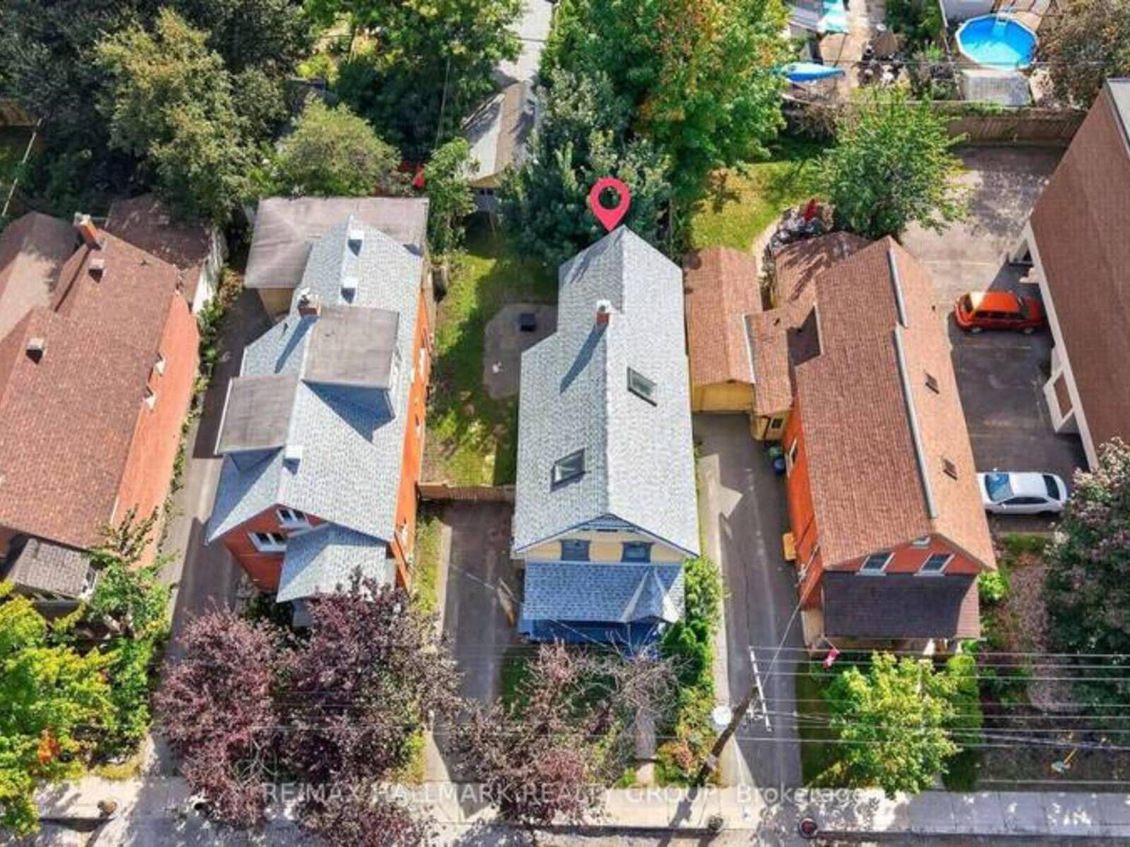 182 PRETORIA AVENUE, Ottawa, Ontario K1S 1X2