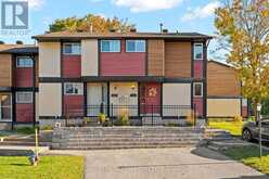 92 - 61 MCCLINTOCK WAY | Ottawa Ontario | Slide Image One
