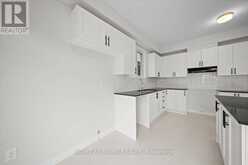 74 HACKAMORE CRESCENT | Ottawa Ontario | Slide Image Ten