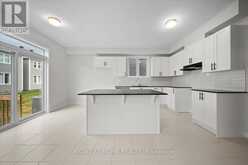 74 HACKAMORE CRESCENT | Ottawa Ontario | Slide Image Eight