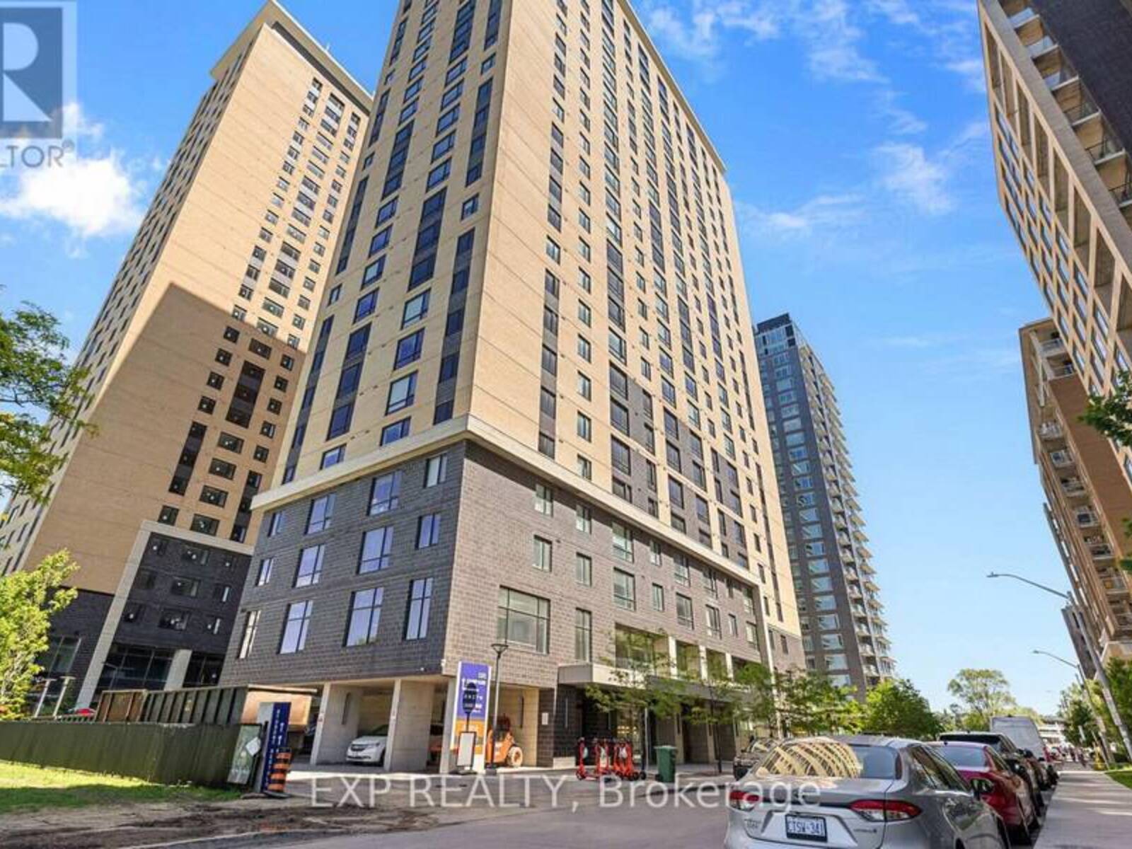 1009 - 105 CHAMPAGNE AVENUE S, Ottawa, Ontario K1S 5E5