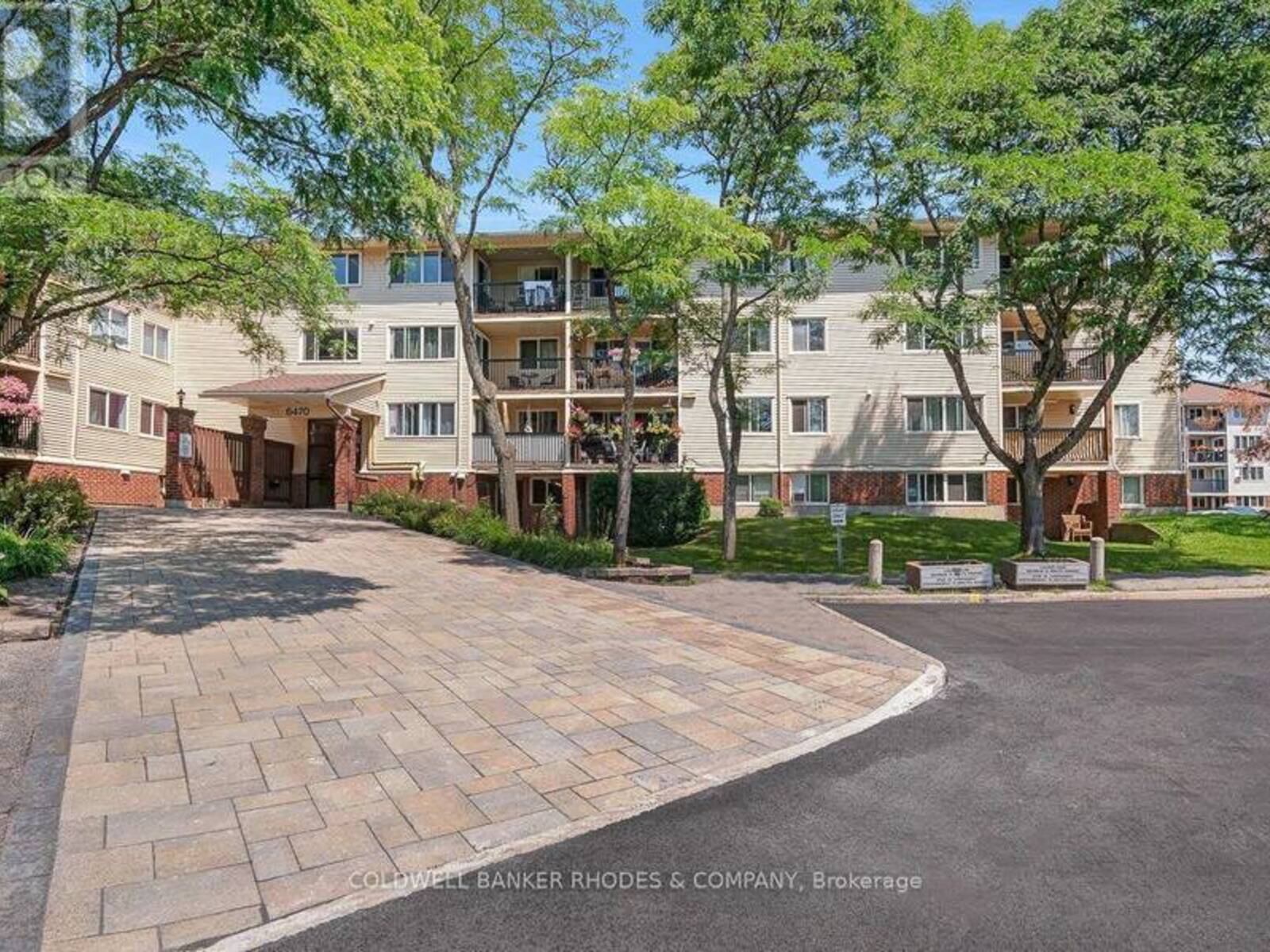 414 - 6470 BILBERRY DRIVE, Ottawa, Ontario K1C 4P1