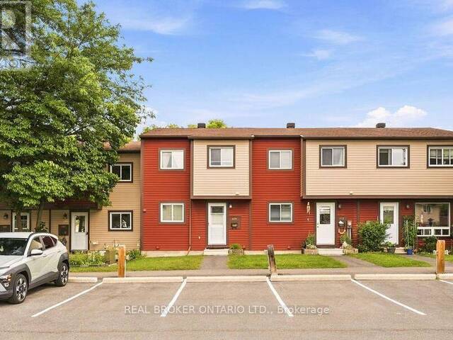 119 TEAL CRESCENT Ottawa Ontario, K1E 2C1 - 3 Bedrooms Condo For Sale
