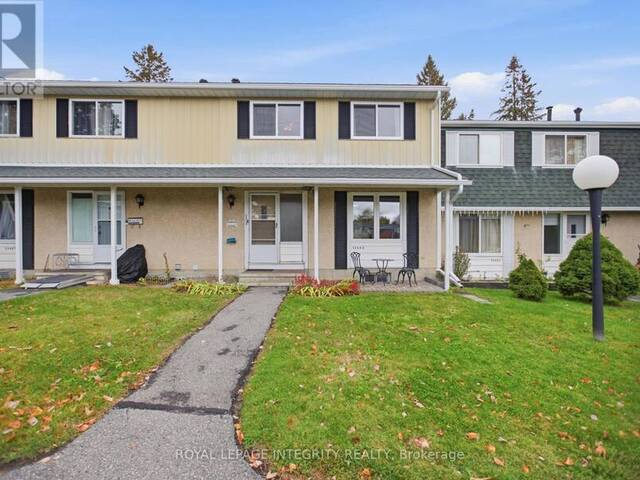 1544D BEAVERPOND DRIVE Ottawa Ontario, K1B 3R9 - 3 Bedrooms Condo For Sale