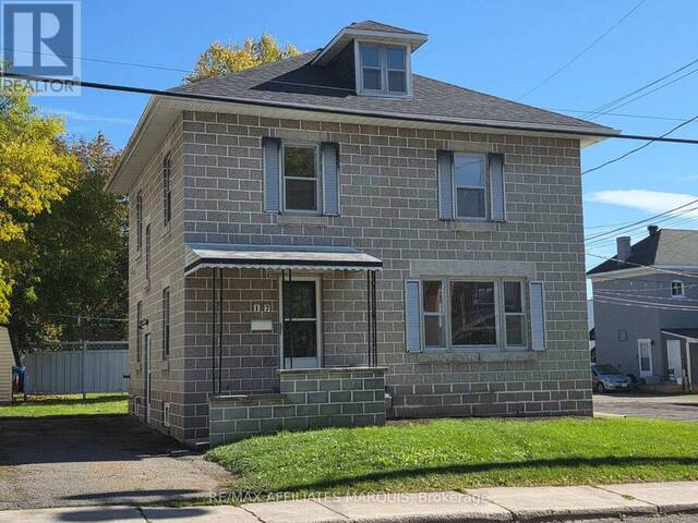 17 MAPLE AVENUE N Smiths Falls Ontario, K7A 1Z7 - 4 Bedrooms Home For Sale