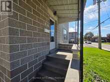 17 MAPLE AVENUE N | Smiths Falls Ontario | Slide Image Eight
