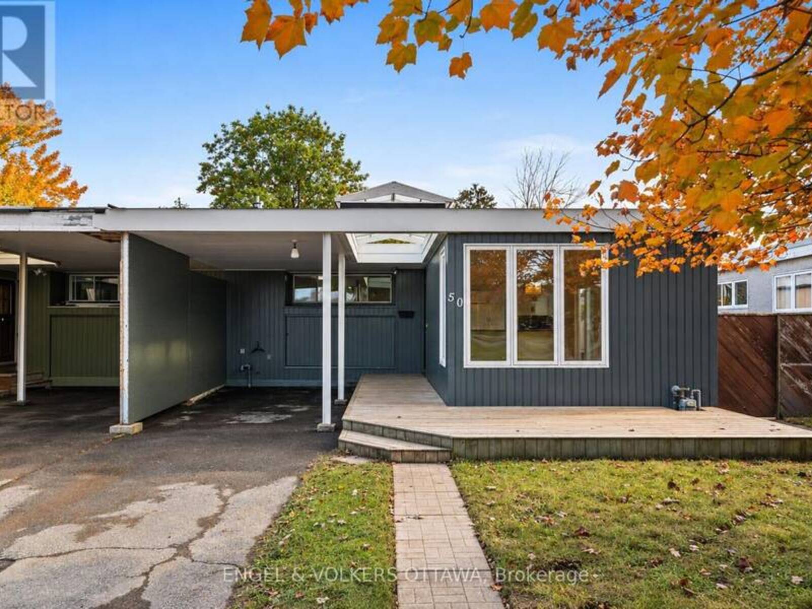 50 SOLVA DRIVE, Ottawa, Ontario K2H 5R5