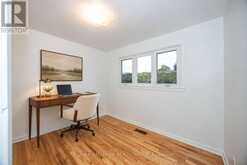 926 ELSETT DRIVE | Ottawa Ontario | Slide Image Nineteen