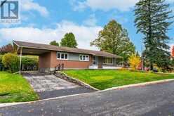926 ELSETT DRIVE | Ottawa Ontario | Slide Image Two