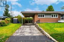 926 ELSETT DRIVE | Ottawa Ontario | Slide Image Three
