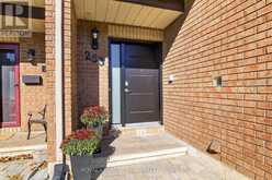 253 KNUDSON DRIVE | Ottawa Ontario | Slide Image Eight