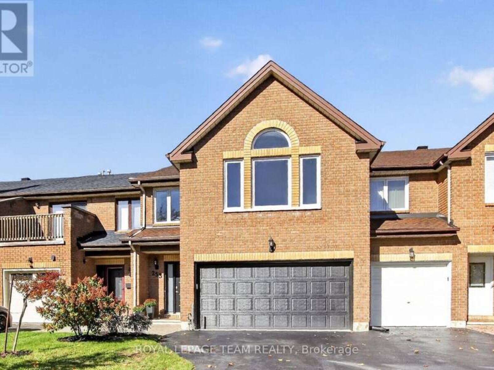 253 KNUDSON DRIVE, Ottawa, Ontario K2K 2N8