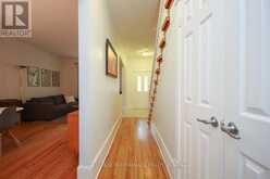 49 BAYSWATER AVENUE | Ottawa Ontario | Slide Image Nine