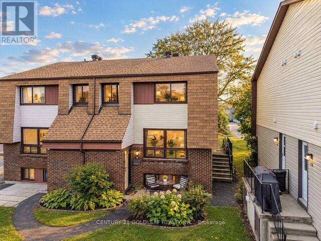 57 - 7 WOODVALE GREEN LANE Ottawa Ontario, K2G 4G9 - 3 Bedrooms Condo For Sale