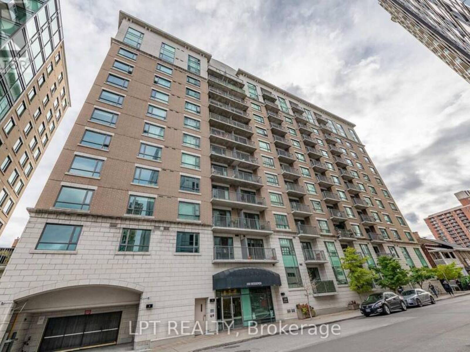 305 - 200 BESSERER STREET, Ottawa, Ontario K1N 0A7