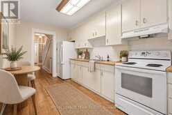 208 HOLLAND AVENUE | Ottawa Ontario | Slide Image Sixteen