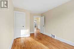 208 HOLLAND AVENUE | Ottawa Ontario | Slide Image Thirty