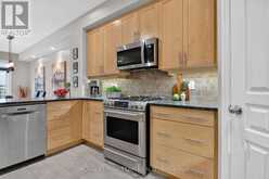 166 MATTINGLY WAY | Ottawa Ontario | Slide Image Thirteen