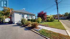 31 WRIGHT CRESCENT | Brockville Ontario | Slide Image One