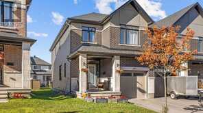 67 HEIRLOOM STREET | Ottawa Ontario | Slide Image Two