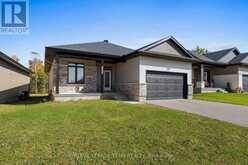 287 WOOD AVENUE | Smiths Falls Ontario | Slide Image Four