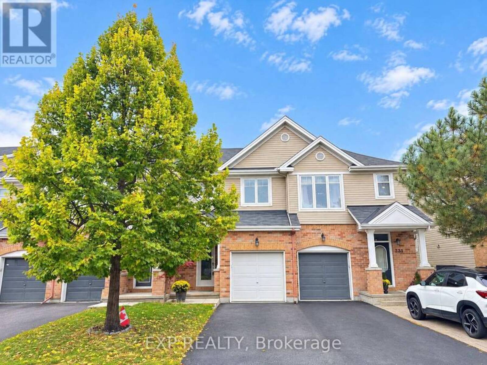 229 HIDDEN MEADOW AVENUE, Ottawa, Ontario K1T 0C2