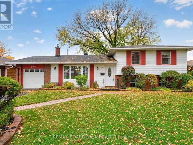 20 TRIPP CRESCENT Ottawa Ontario, K2J 1C6 - 4 Bedrooms Home For Sale