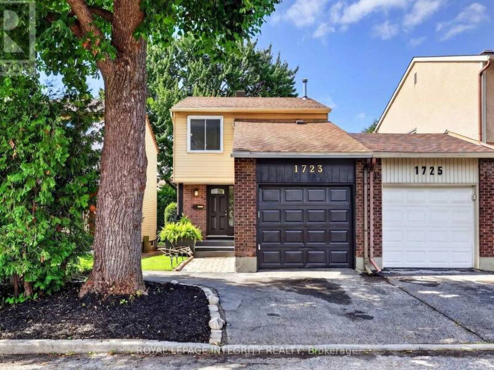 1723 LAFRANCE DRIVE, Ottawa, Ontario K1E 2H1