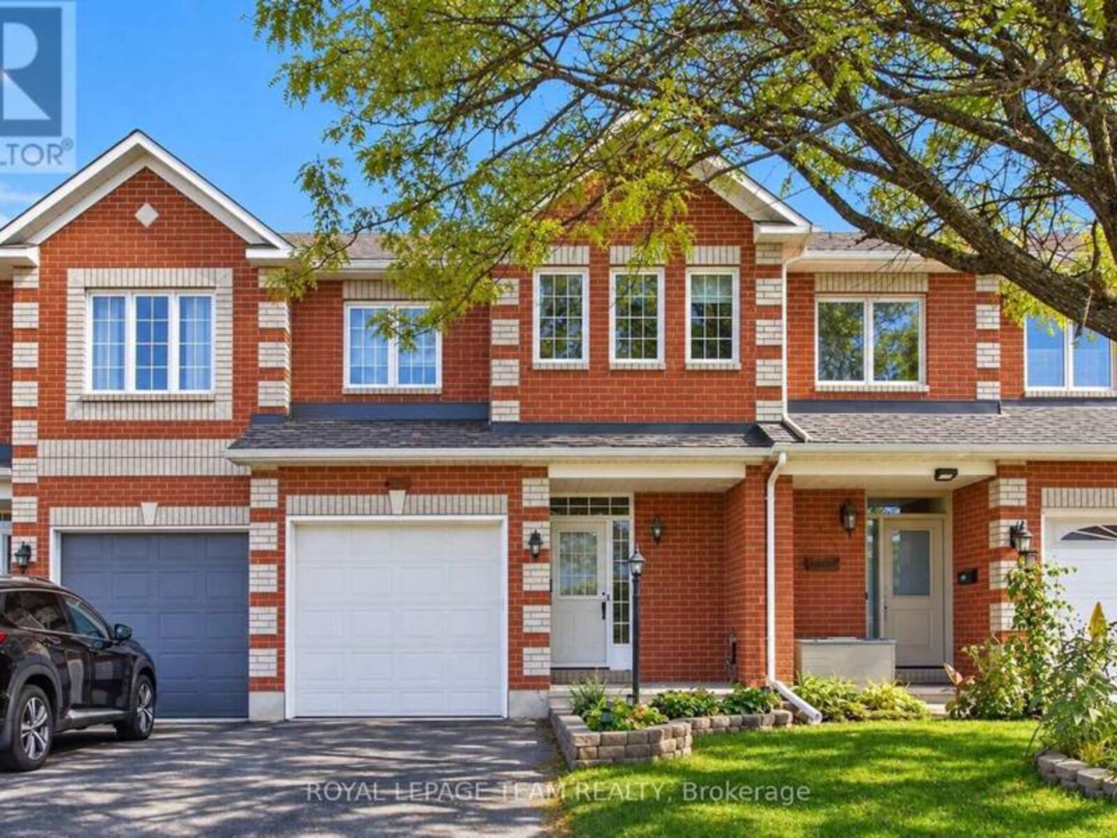 3 CHANTILLY GATE, Ottawa, Ontario K2S 2B2