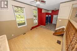 641 HARPER ROAD | Perth Ontario | Slide Image Fourteen
