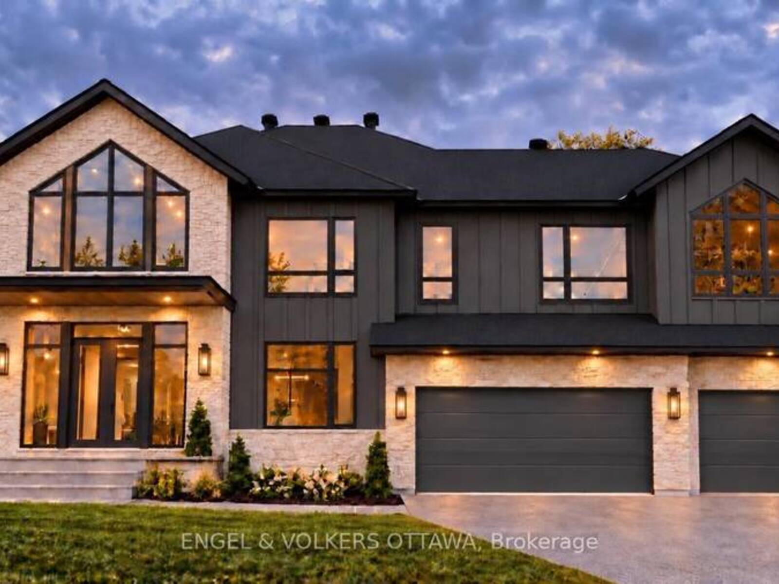 428 ASHBEE COURT, Ottawa, Ontario K4M 0B2