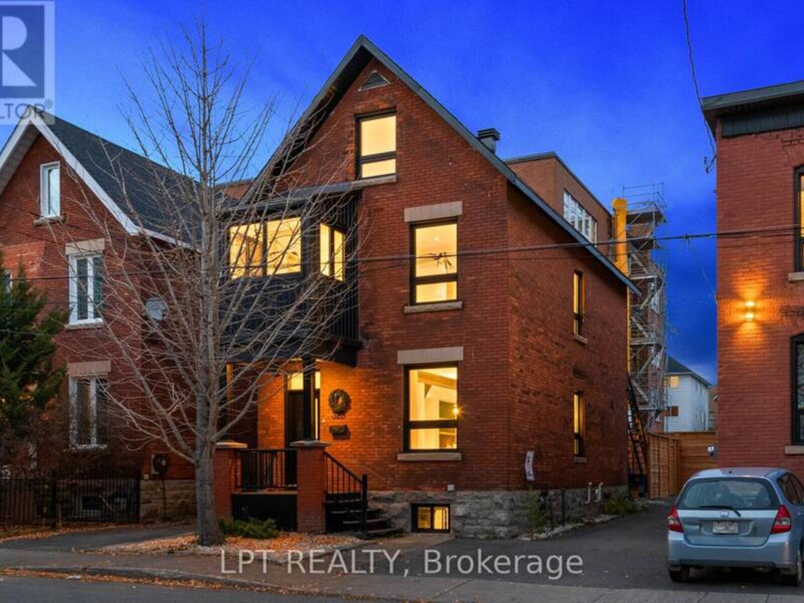 323 BOOTH STREET, Ottawa, Ontario K1R 7K1
